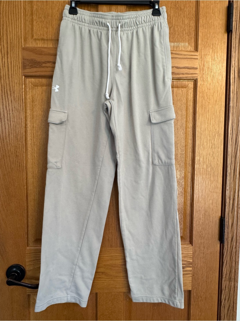 Under Armour Cargo Sweatpants men’s M Beige Wide Leg Fleece Pants